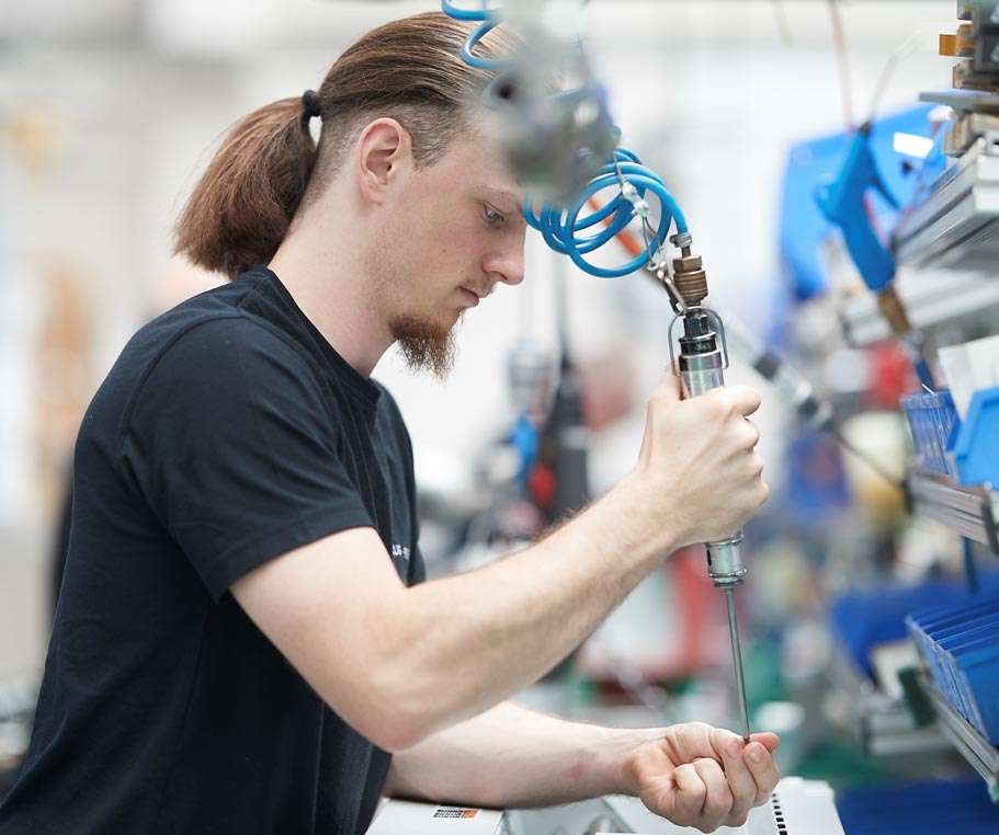 Aktenvernichter-Montage_1920x1920@2x